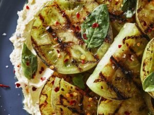 Grilled Green Tomatoes: A Flavorful Dish Straight From the Grill