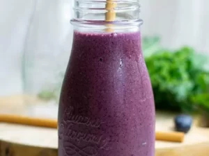 Kale-Blueberry Smoothie
